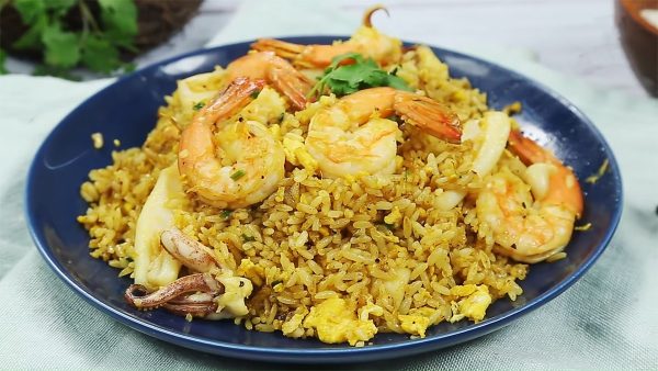 Cơm rang hải sản - Hình ảnh 3