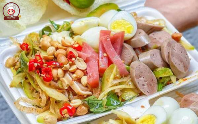 nem chua cuốn gỏi